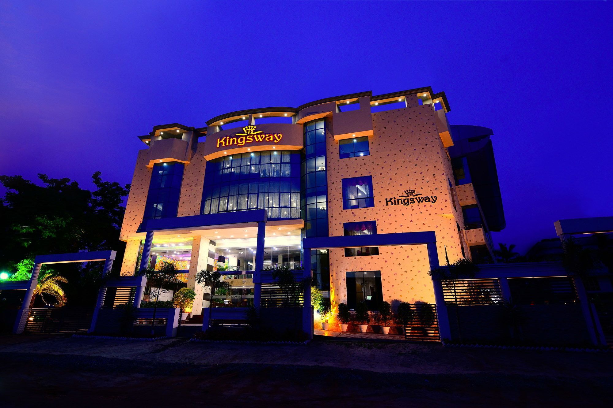Sps Kings Way Hotel Thiruvananthapuram Exterior foto