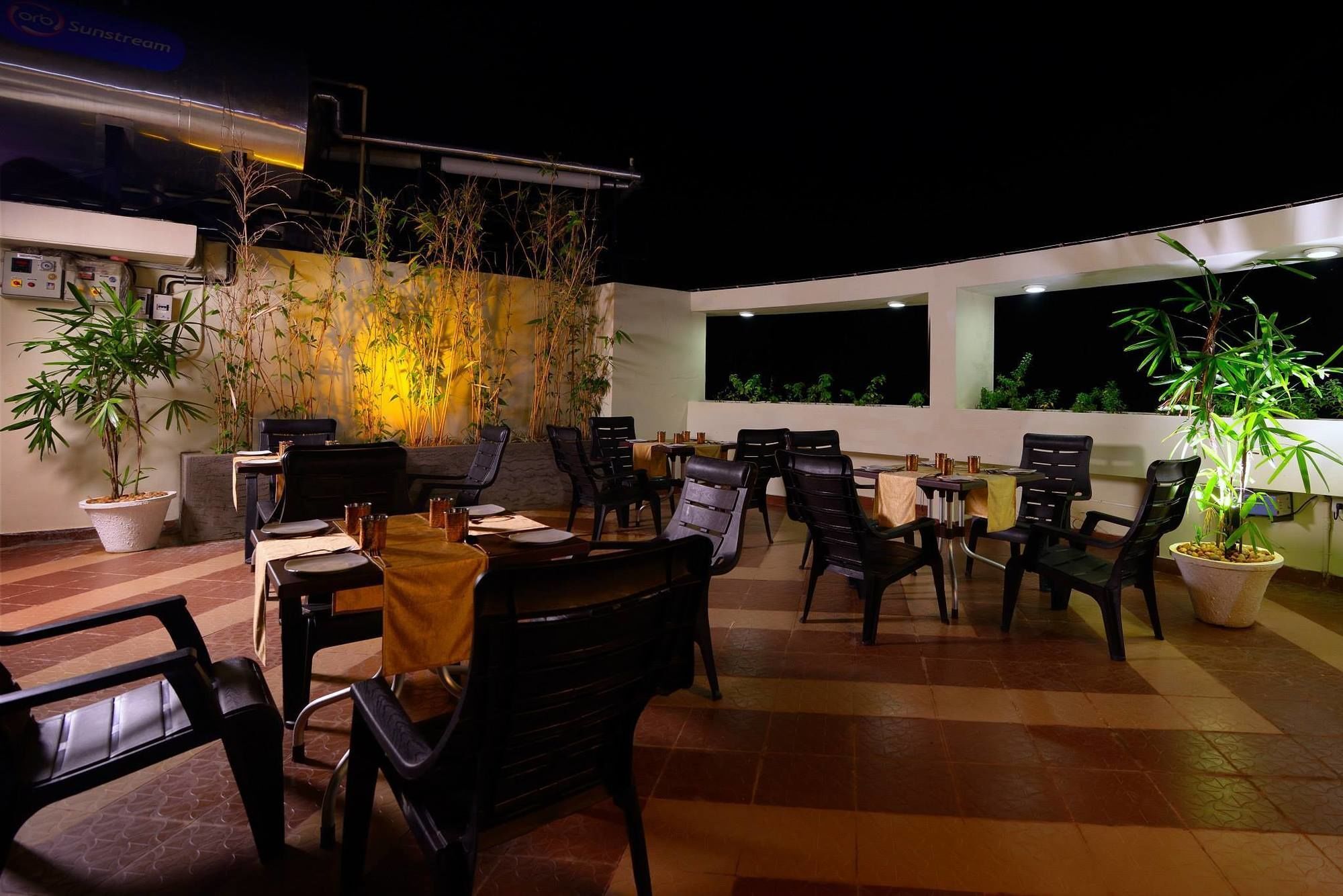 Sps Kings Way Hotel Thiruvananthapuram Exterior foto