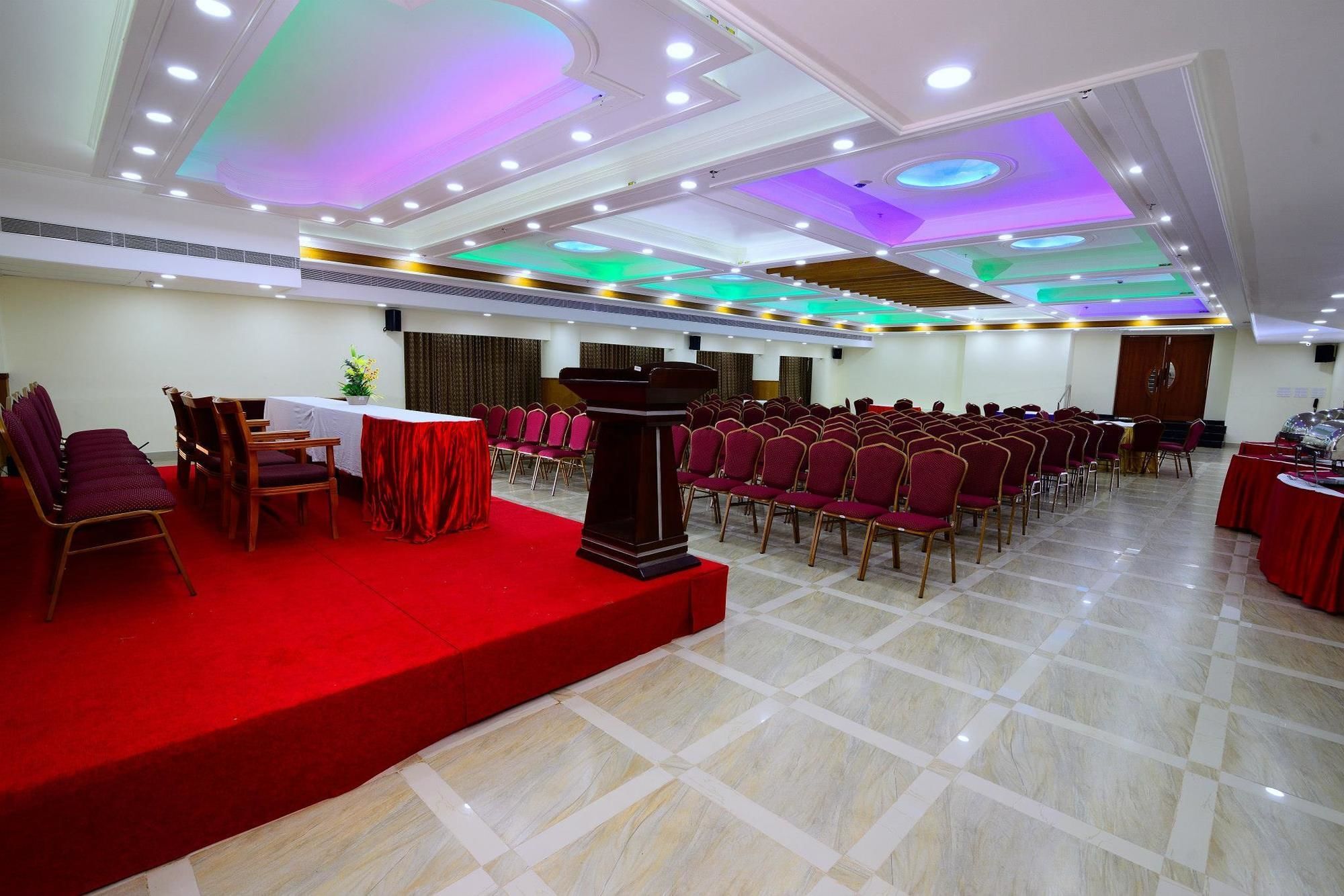 Sps Kings Way Hotel Thiruvananthapuram Exterior foto